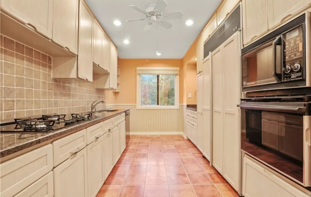 Kitchen cabinets before and after repainting — CabinetsASAP